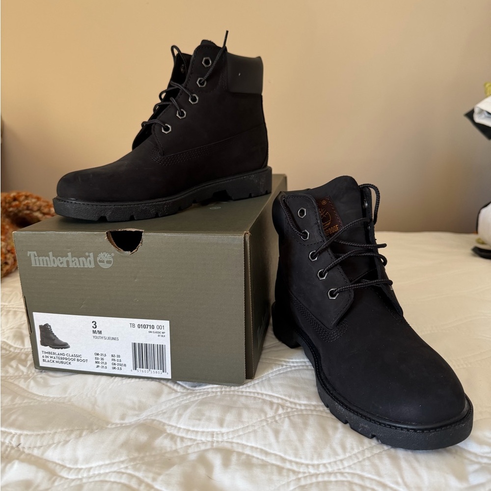 Timberland Boy’s/Women Dark Boots